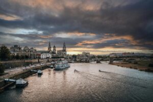 Dresden: Blick über die Elbe auf die Altstadt